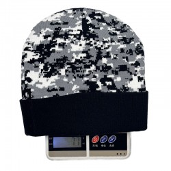 New cross-border camouflage jacquard knitted hats for men and women, fashionable cuffed beanies for autumn and winter outdoor warm knitted hats. New cross-border camouflage jacquard knitted hats for men and women, fashionable cuffed beanies for autumn and winter outdoor warm knitted hats.