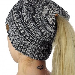 New Korean baseball cap for women, gold velvet flat beanie cap, men's autumn and winter fashionable couple's hat, hip-hop hat trend. New Korean baseball cap for women, gold velvet flat beanie cap, men's autumn and winter fashionable couple's hat, hip-hop hat trend.