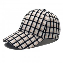 Foreign trade cross-border hat wholesale fashionable plaid baseball caps for women, outdoor sun protection, sun visor, hardtop baseball caps for men, casual wear. Foreign trade cross-border hat wholesale fashionable plaid baseball caps for women, outdoor sun protection, sun visor, hardtop baseball caps for men, casual wear.