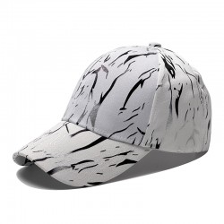New cross-border Amazon summer sun protection, fashionable casual baseball caps with gold foil, trendy influencer caps for men and women. New cross-border Amazon summer sun protection, fashionable casual baseball caps with gold foil, trendy influencer caps for men and women.